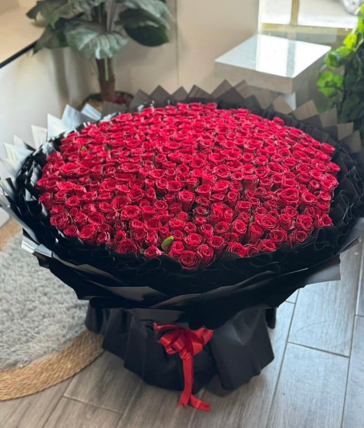 500 Rose Bouquet
